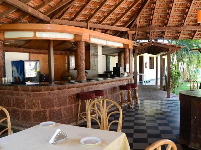 M N Resorts Baga Extérieur photo
